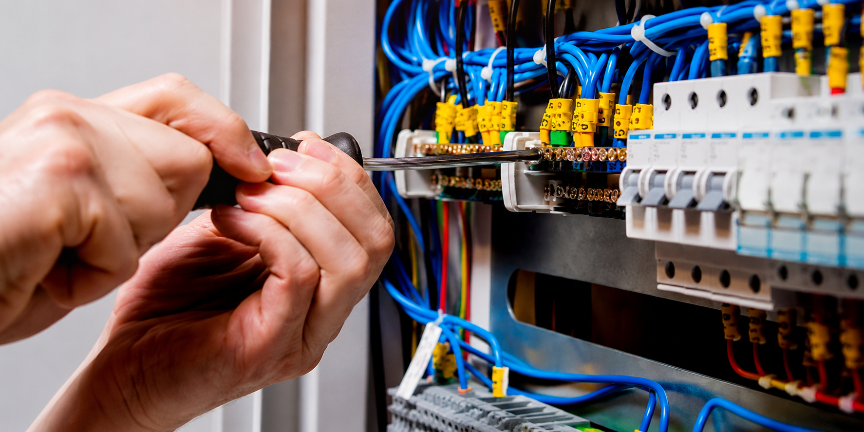 Électricité, domotique et second œuvre